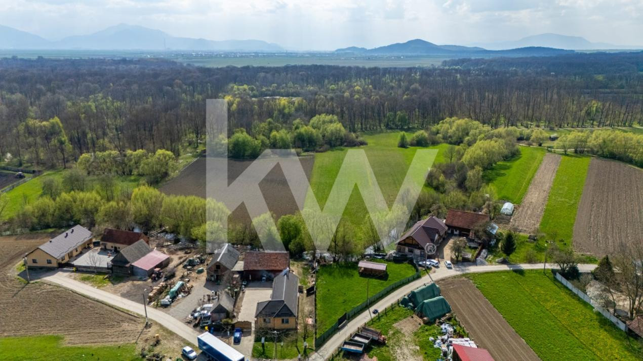 Teren intravilan - Lunca Calnicului