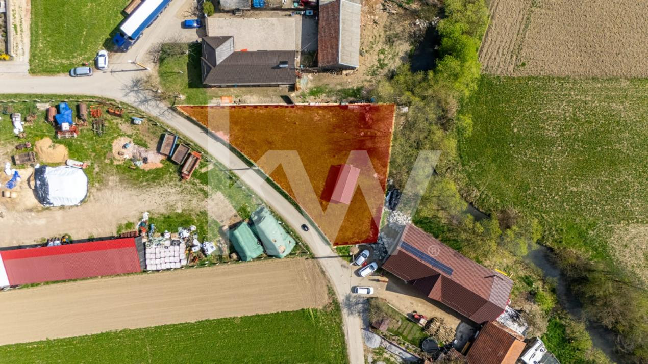 Teren intravilan - Lunca Calnicului