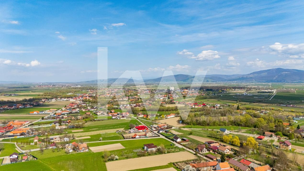 Teren intravilan - Lunca Calnicului