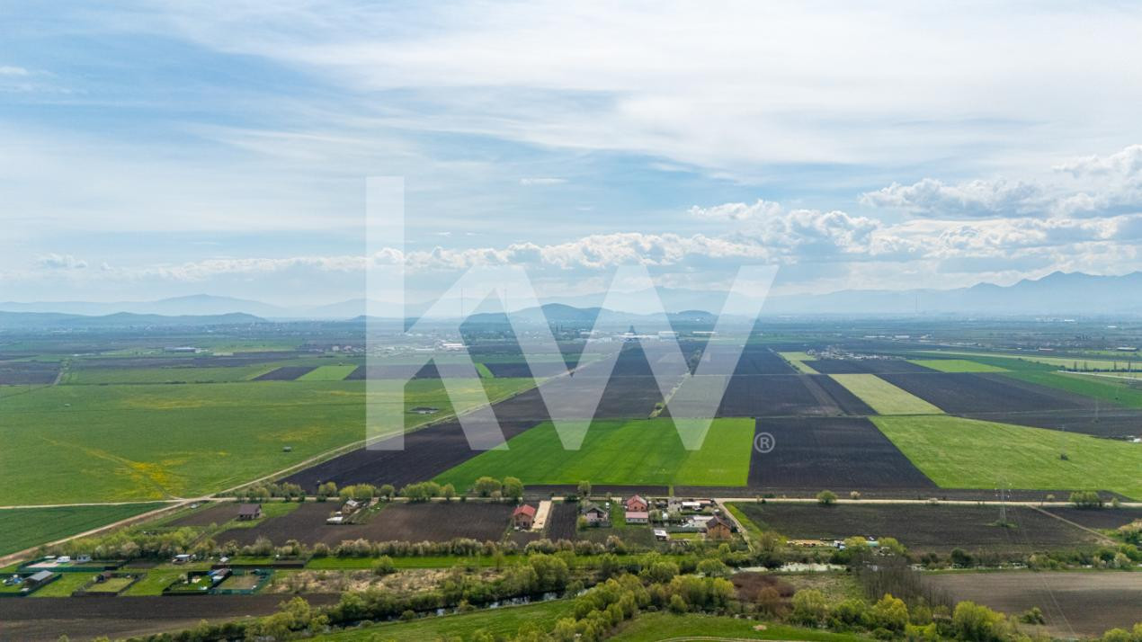 Teren intravilan de vanzare - Halchiu