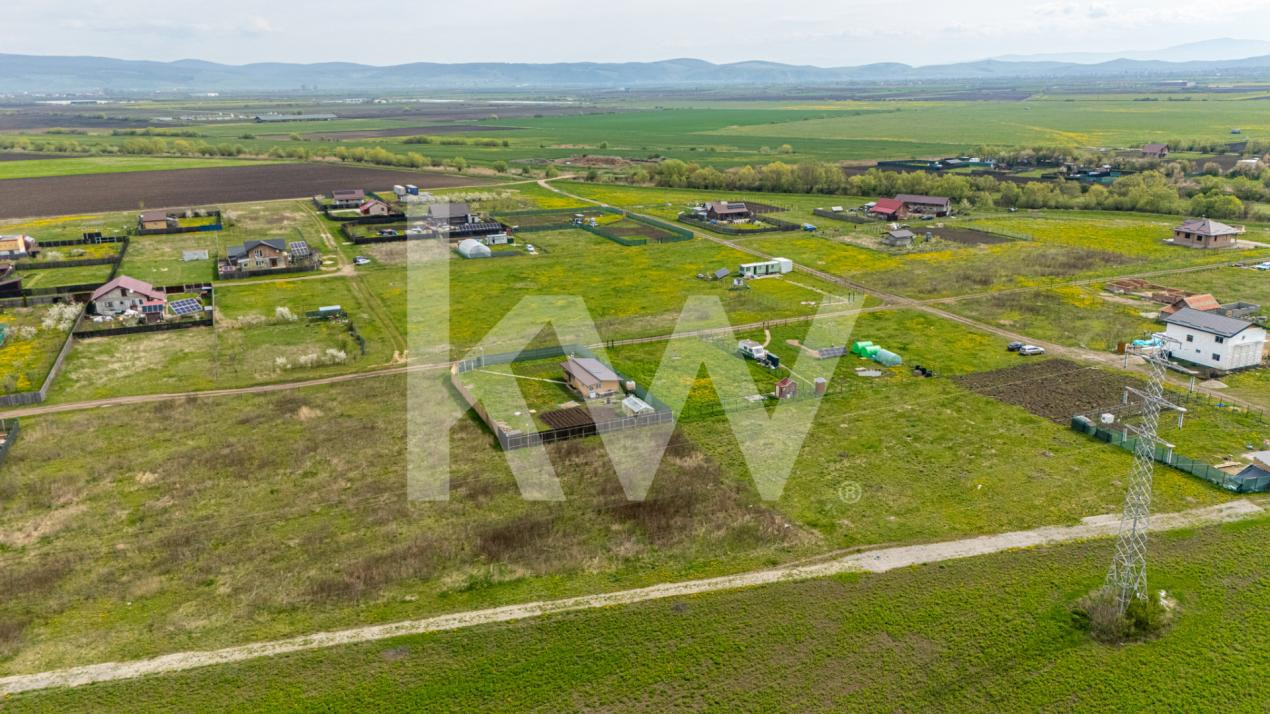 Teren intravilan de vanzare - Halchiu