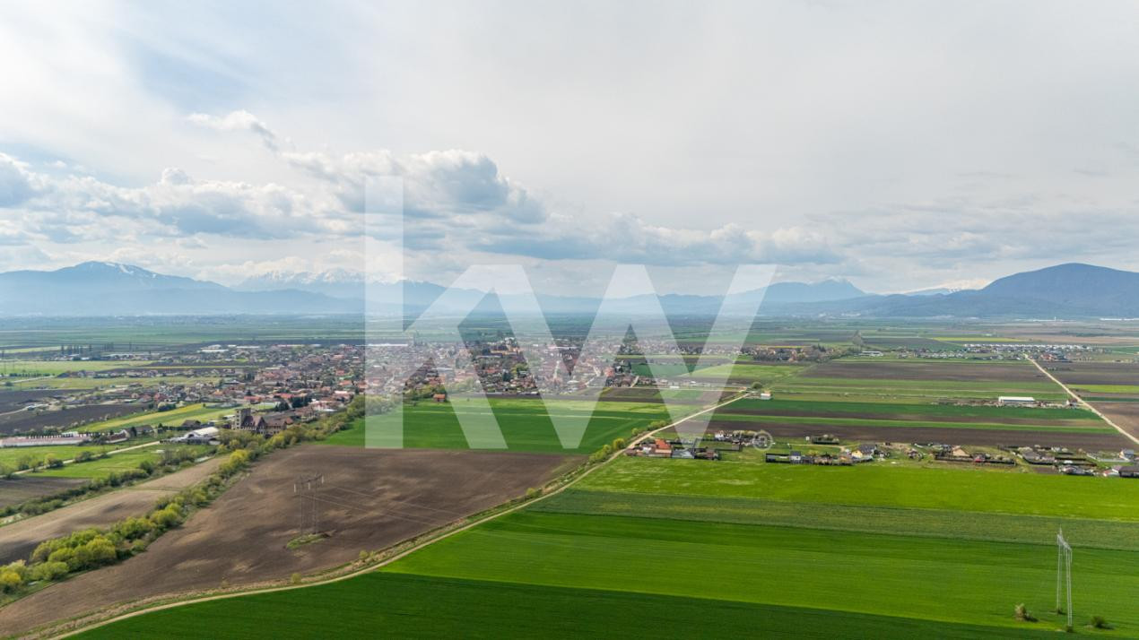 Teren intravilan de vanzare - Halchiu