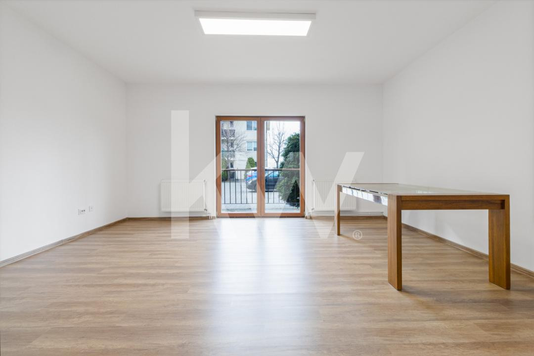 Vânzare apartament cu 3 camere, 80 mp - Cartierul Toamnei, Râșnov