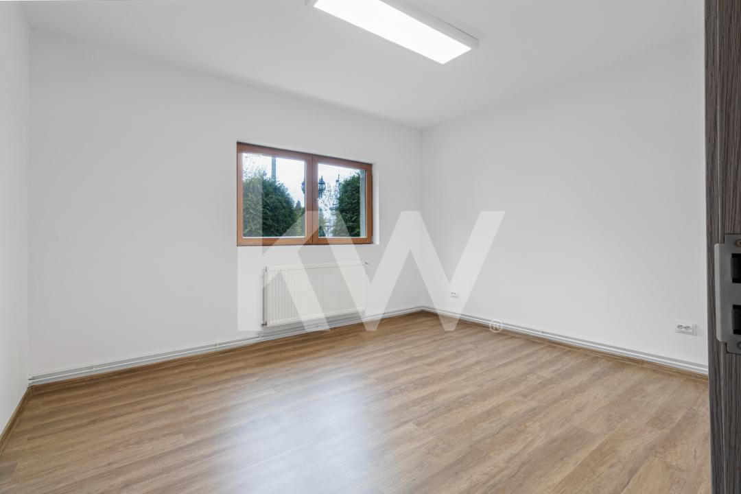 Vânzare apartament cu 3 camere, 80 mp - Cartierul Toamnei, Râșnov