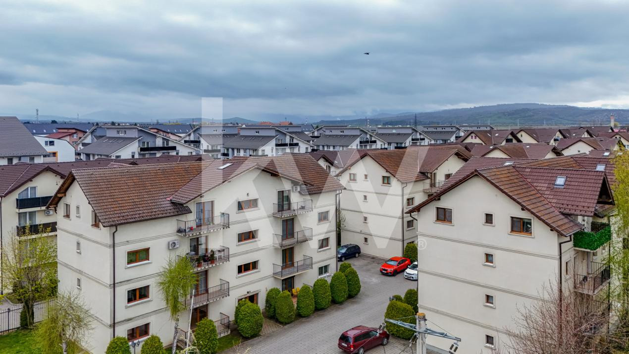 Vânzare apartament cu 3 camere, 80 mp - Cartierul Toamnei, Râșnov