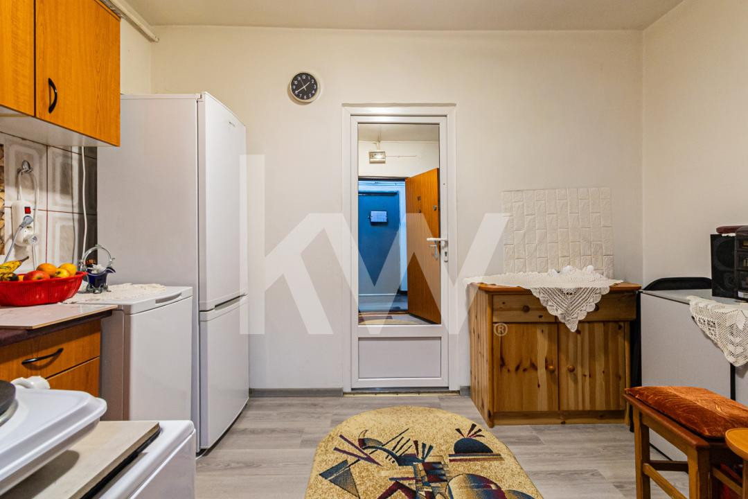 Camera de cămin tip garsoniera lângă Piață Tractorul 