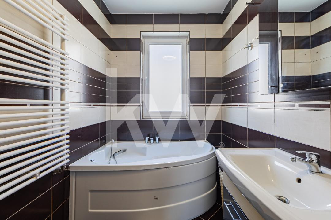 Apartament modern- 2 camere, etaj 1-decomandat, loc de parcare - Tractorul 