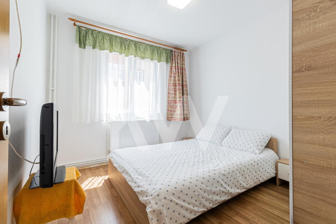 Apartament cu doua camere mobilat-utilat,  cu priveliste catre munte