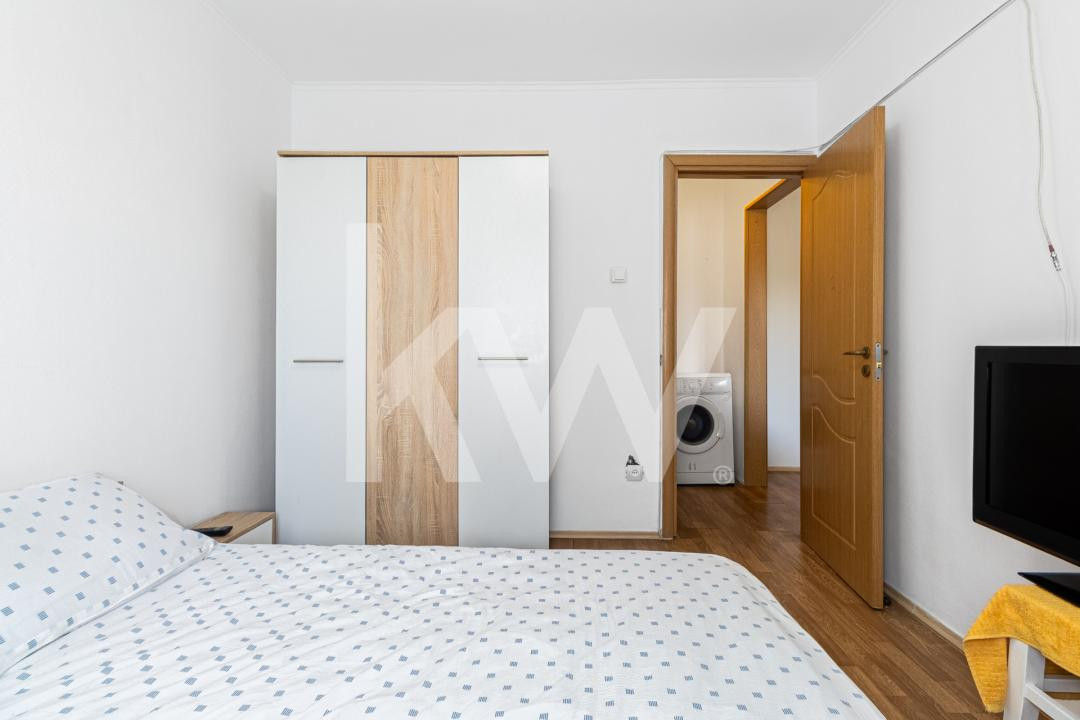 Apartament cu doua camere mobilat-utilat,  cu priveliste catre munte