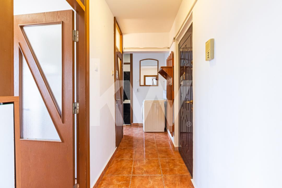 Apartament 2 camere, decomandat, Tractorul, priveliste deosebita – 0% comision