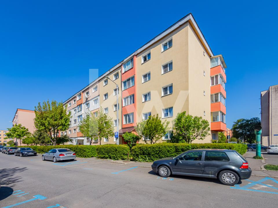 Apartament 2 camere, decomandat, Tractorul, priveliste deosebita – 0% comision