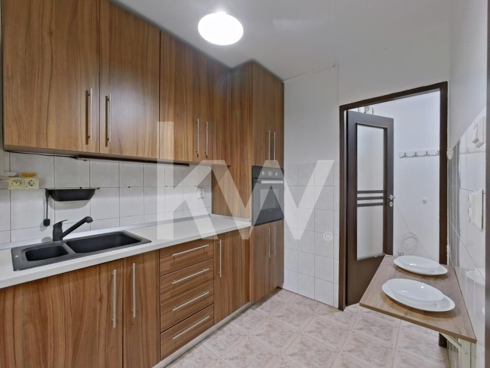 Închiriere apartament cu 2 camere, renovat si spatios- Strada Soarelui