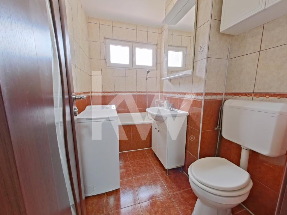 Închiriere apartament cu 2 camere, renovat si spatios- Strada Soarelui