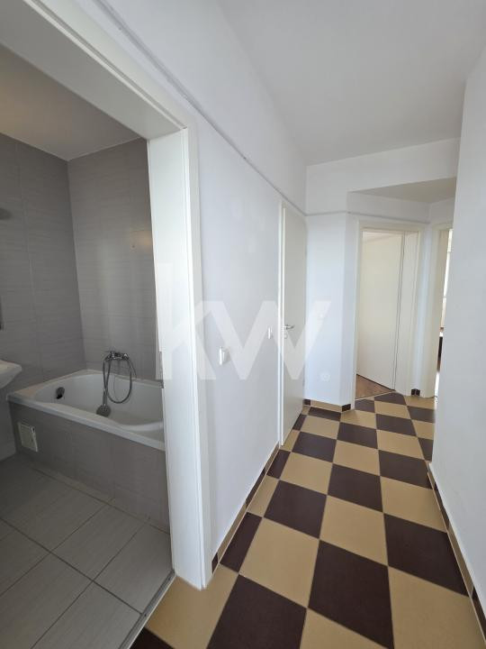 Apartament decomandat cu vedere spre Tâmpa, loc de parcare inclus