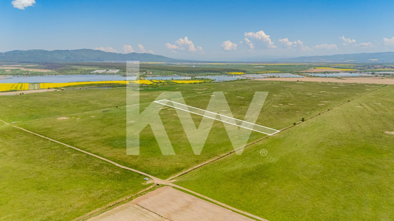     Teren extravilan 4.700 mp Codlea –Zona Lacurilor - ideal pentru investiție