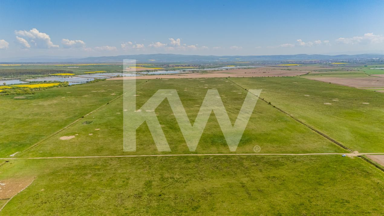     Teren extravilan 4.700 mp Codlea –Zona Lacurilor - ideal pentru investiție
