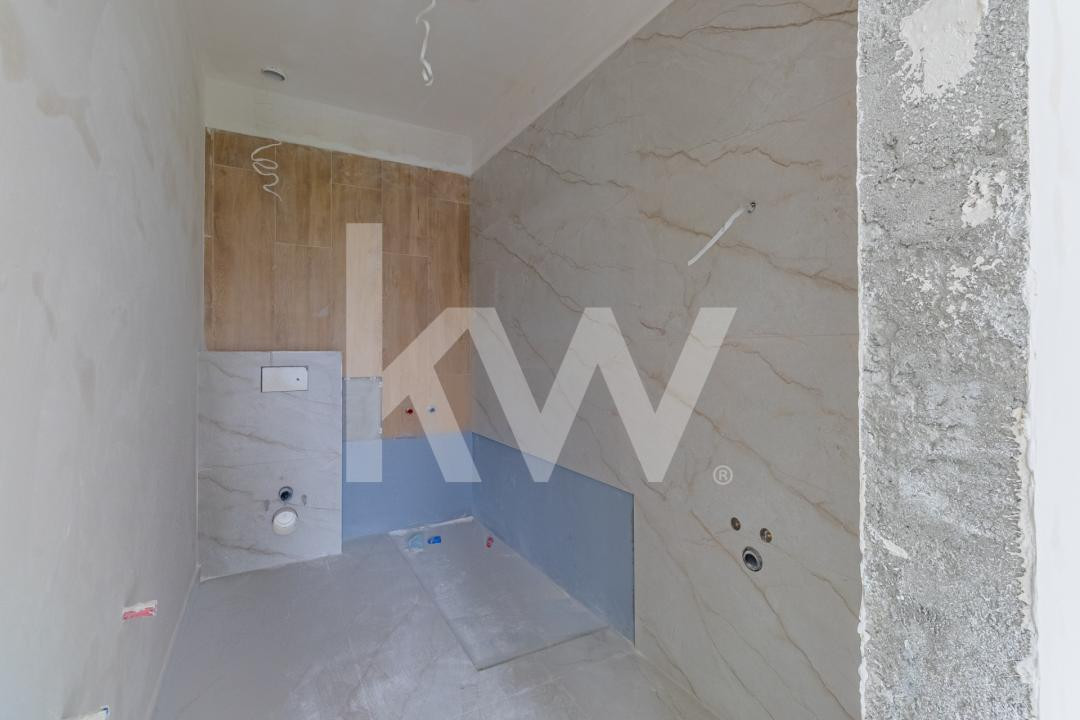 Penthouse 3 camere cu terasă | Tractorul – Coresi