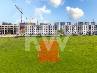Teren intravilan cons. bloc-  740 mp | Regim P+2E–3E | Tractorul – Brașov
