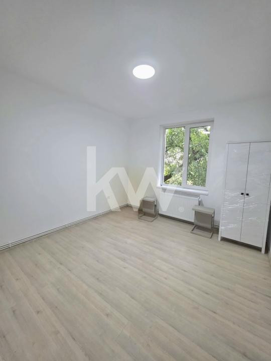 Apartament 2,5 camere decomandat + 2 locuri de parcare 