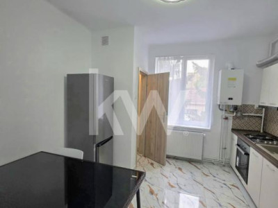 Apartament 2,5 camere decomandat + 2 locuri de parcare 
