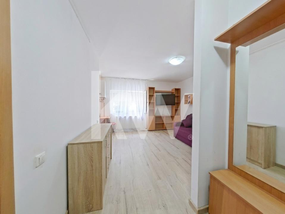 Garsonieră semidecomandată, mobilată și utilată, strada Lânii - zona Bartolomeu