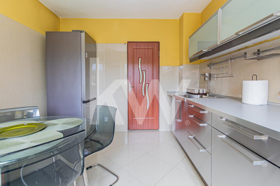 Inchiriere apartament 3 camere, mobilat și utilat - zona Centrul Civic