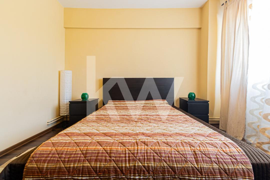 Inchiriere apartament 3 camere, mobilat și utilat - zona Centrul Civic
