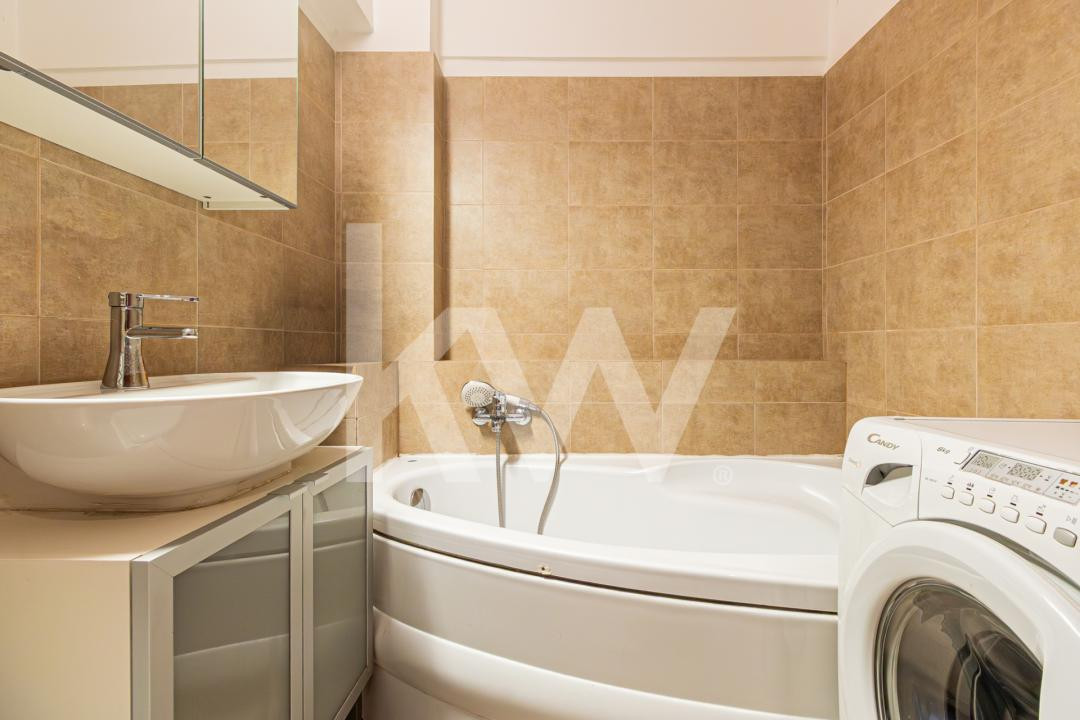 Inchiriere apartament 3 camere, mobilat și utilat - zona Centrul Civic