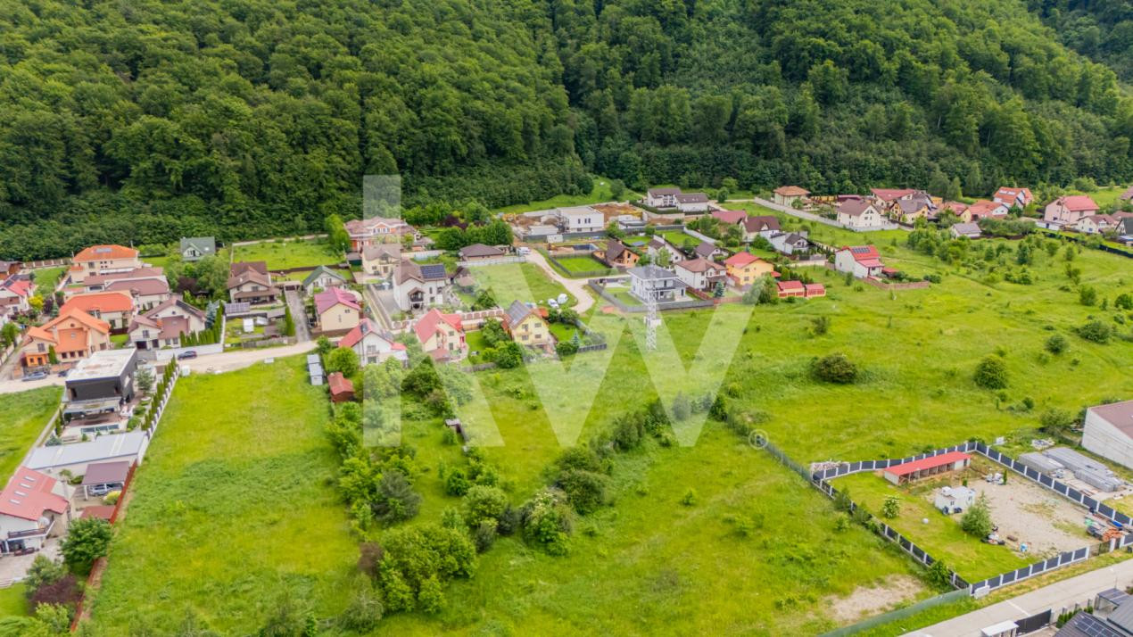 Teren intravilan | Bunloc - zonă exclusivistă | PUZ aprobat | 1.025 mp