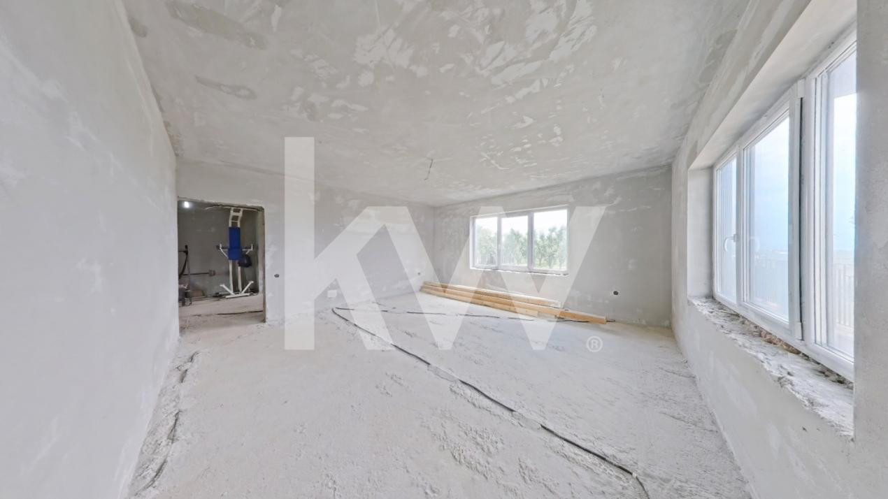 Casa cu 7 camere, 224 mp utili, teren 1000 mp | Feldioara 