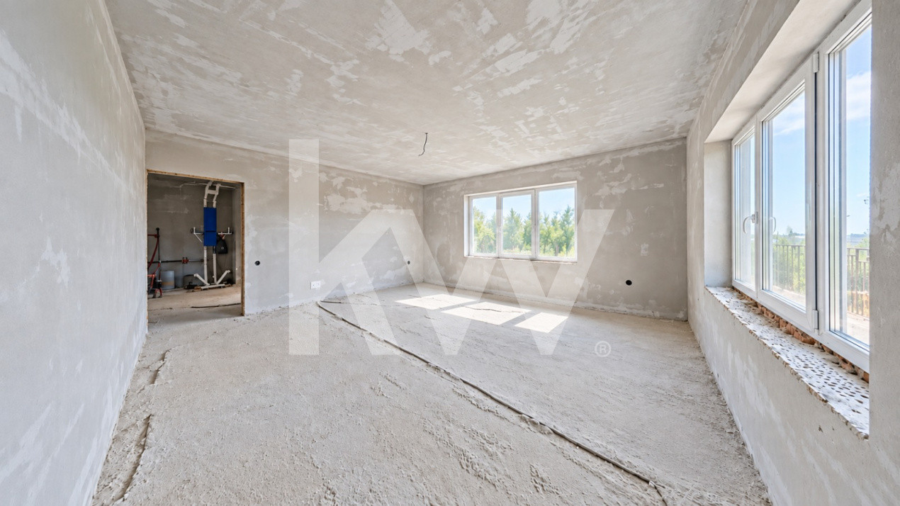 Casa cu 7 camere, 224 mp utili, teren 700 mp | Feldioara 