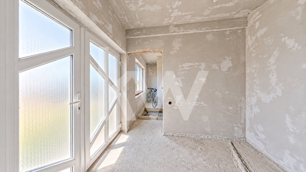 Casa cu 7 camere, 224 mp utili, teren 700 mp | Feldioara 