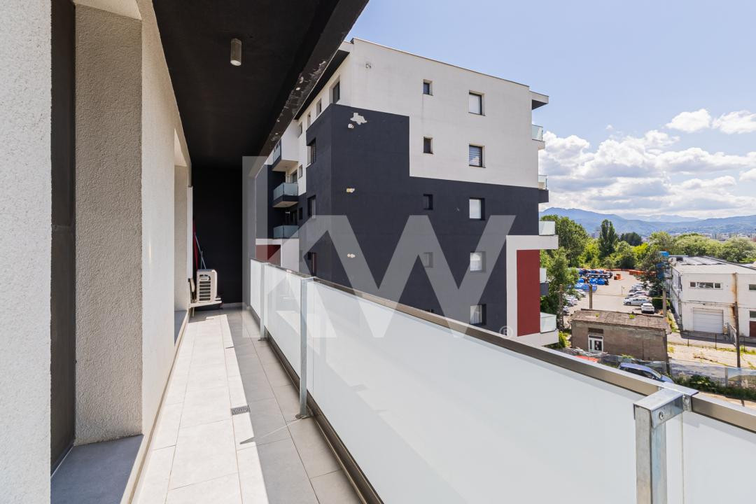 OPORTUNITATE | TRACTORUL | 3 CAMERE | 2 BĂI | 2 BALCOANE | 2 PARCĂRI | BOXĂ