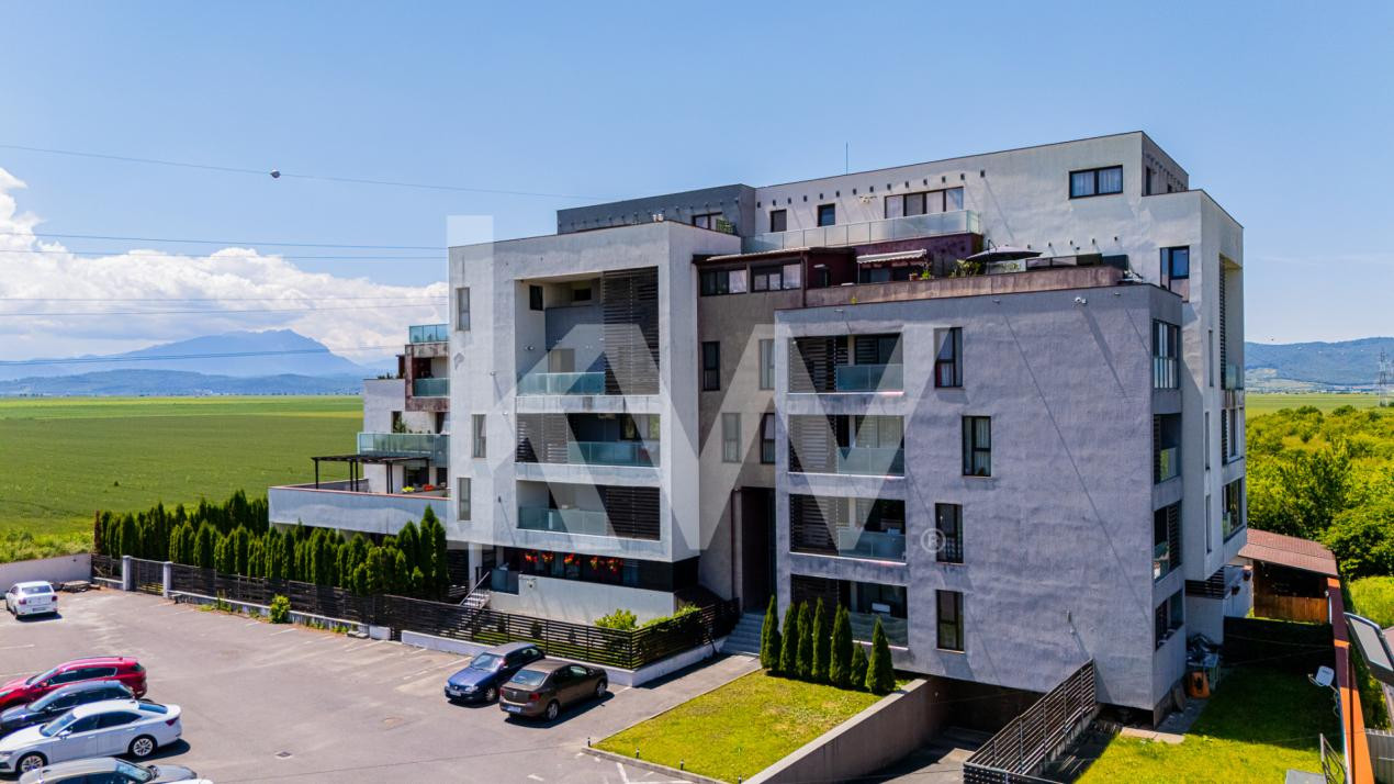 Vânzare apartament cu 3 camere, terasă de 34 mp, vedere panoramică - Ghimbav