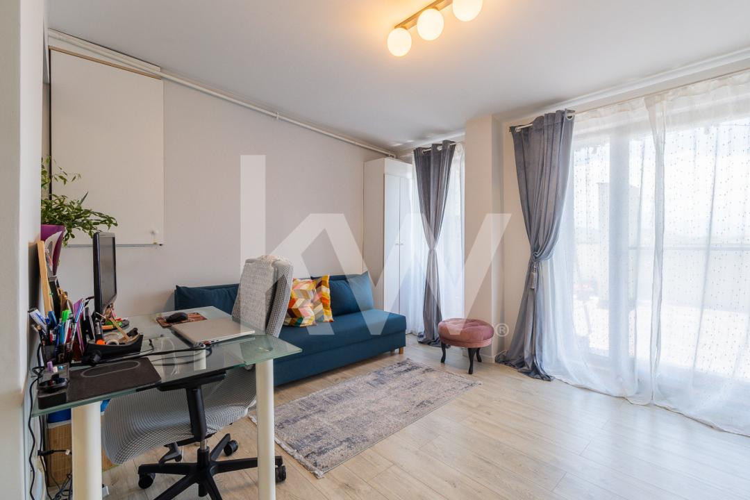 Vânzare apartament cu 3 camere, terasă de 34 mp, vedere panoramică - Ghimbav