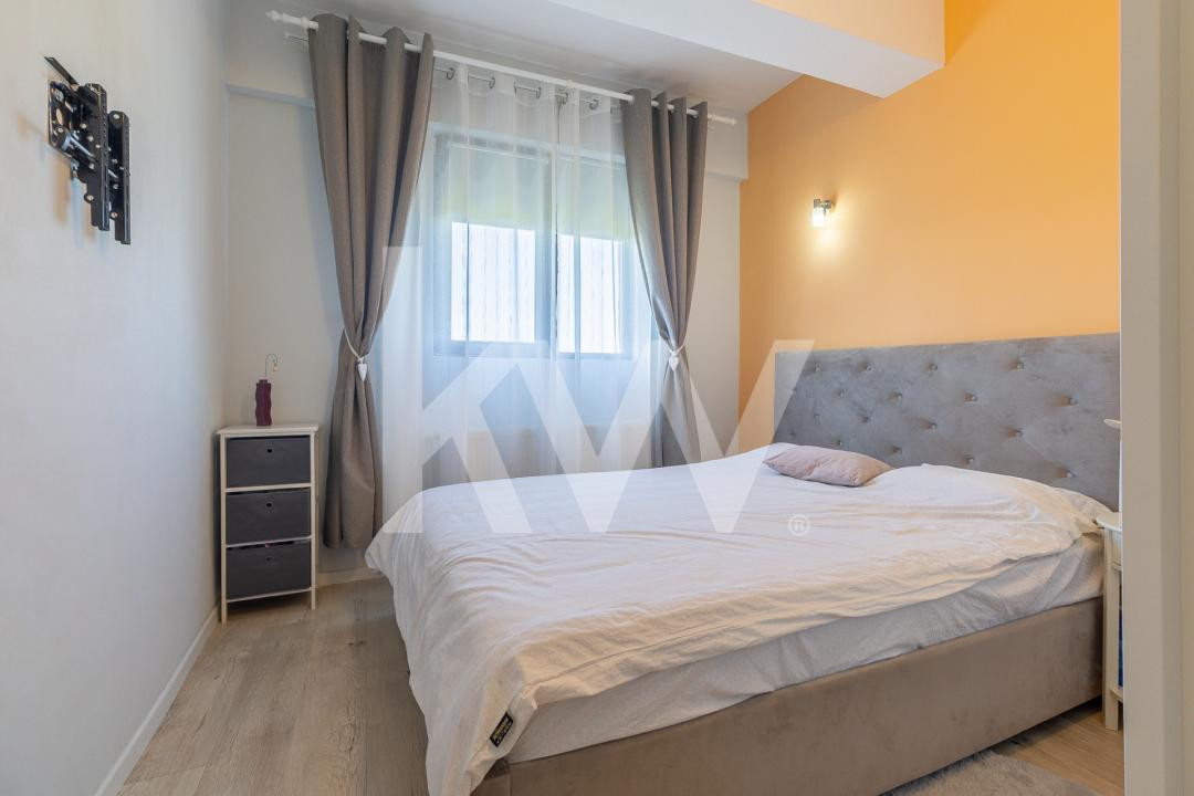 Vânzare apartament cu 3 camere, terasă de 34 mp, vedere panoramică - Ghimbav