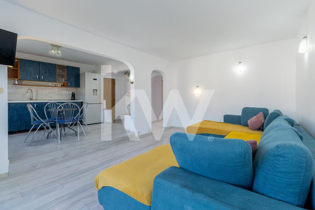 Vânzare apartament cu 3 camere, mobilat și utilat  - strada Vulturului