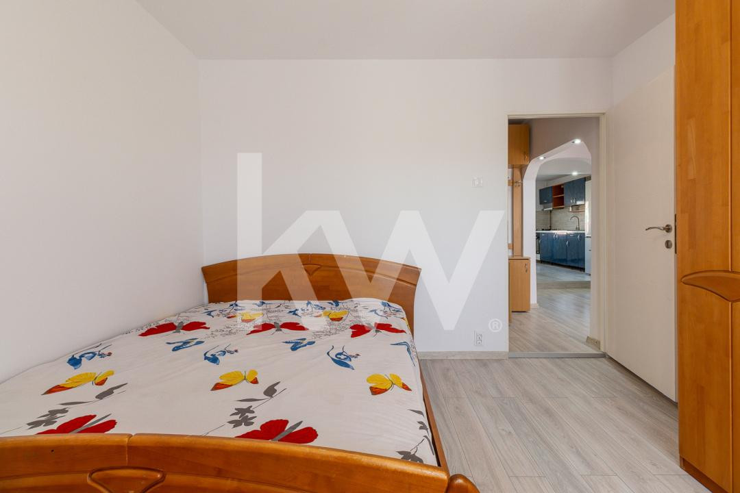 Vânzare apartament cu 3 camere, mobilat și utilat  - strada Vulturului