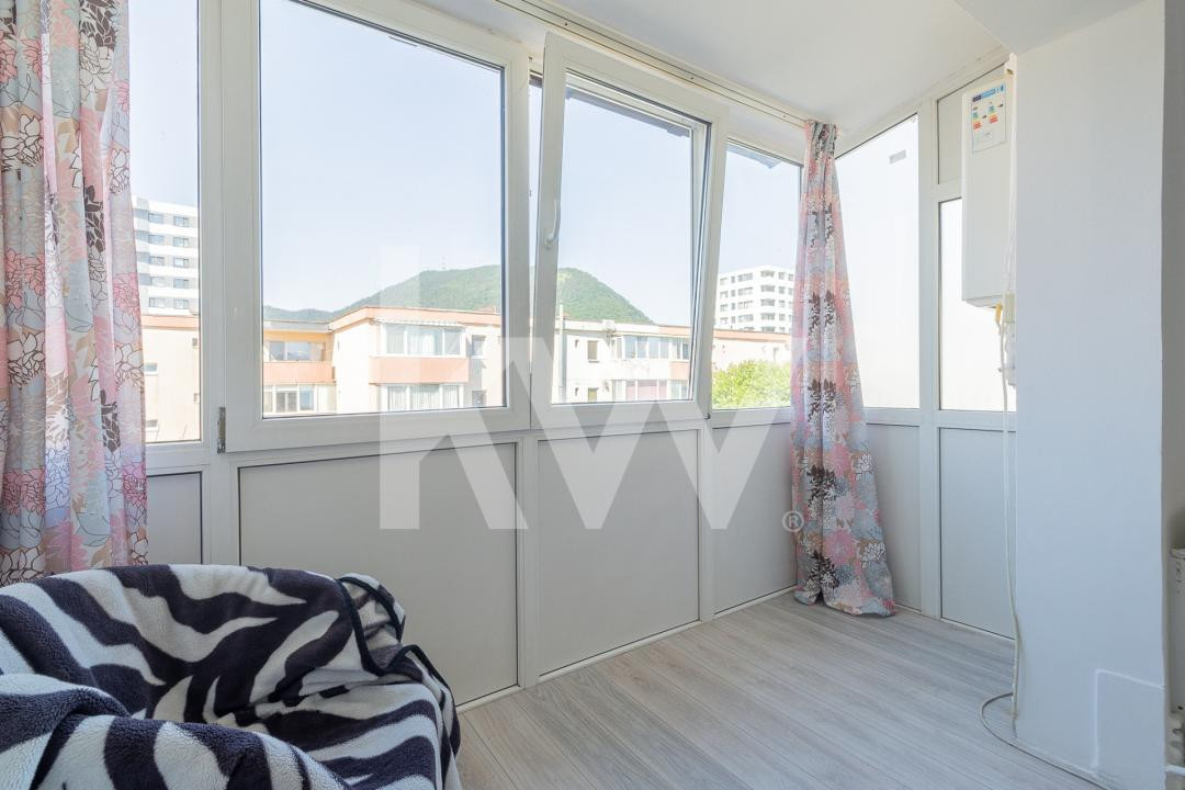 Vânzare apartament cu 3 camere, mobilat și utilat  - strada Vulturului