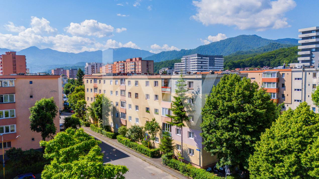 Vânzare apartament cu 3 camere, mobilat și utilat  - strada Vulturului