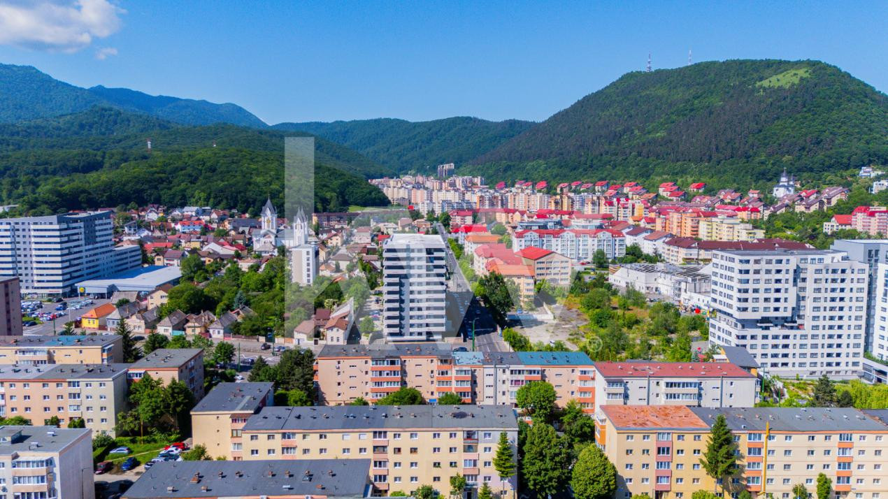Vânzare apartament cu 3 camere, mobilat și utilat  - strada Vulturului