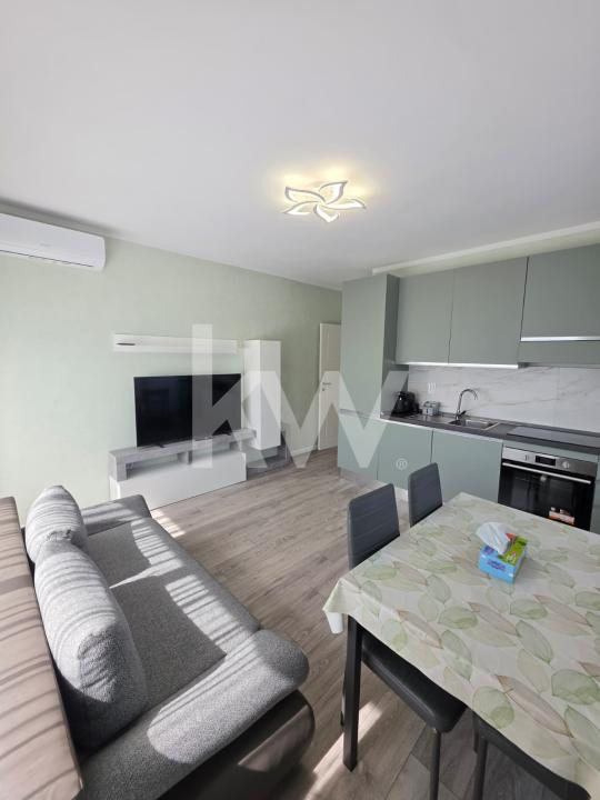 Apartament 3 camere/loc de parcare inclus/Tractorul