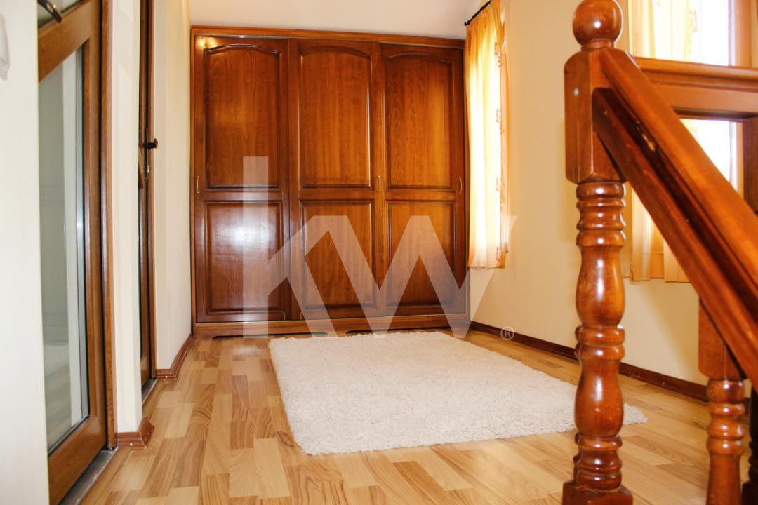 Casa noua+Casa batraneasca,Teren 7800 mp cu livada de 400 pruni, Comision 0%