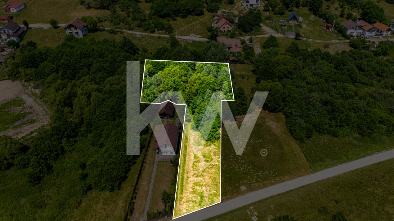 Teren intravilan 1173 mp cu utilități și cabană în Predeluț, Bran – Comision 0%