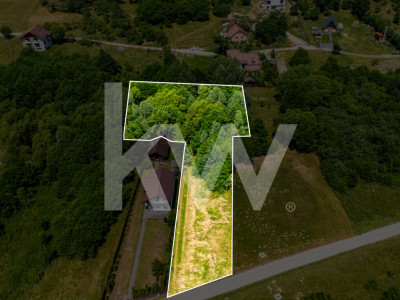 Teren intravilan 1173 mp cu utilități și cabană în Predeluț, Bran – Comision 0%