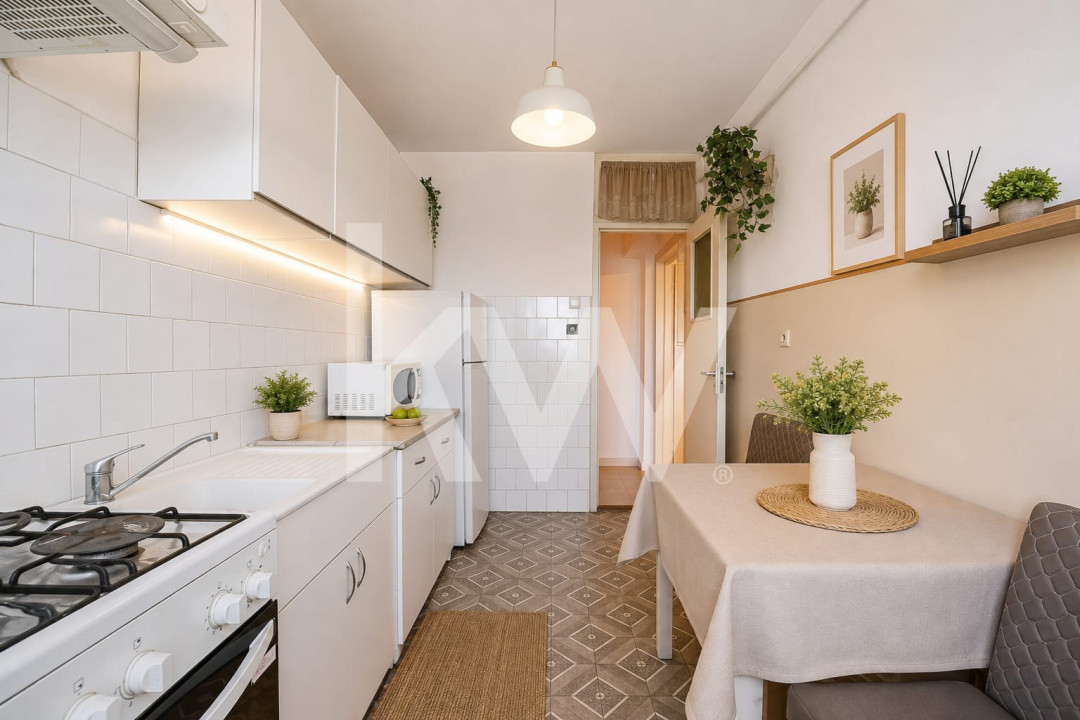 Apartament 3 camere decomandat | 65 mp utili + balcon