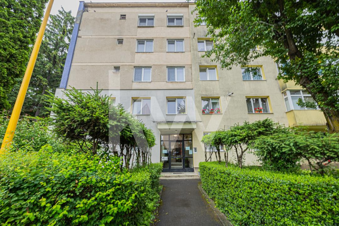 Vânzare apartament cu 4 camere - zona Calea București