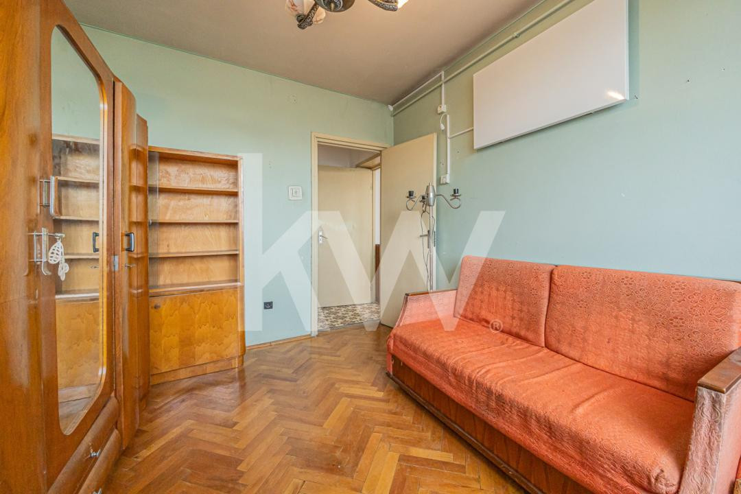 Vânzare apartament cu 4 camere - zona Calea București