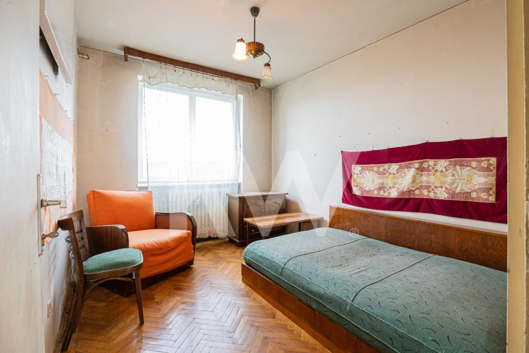 Vânzare apartament cu 4 camere - zona Calea București