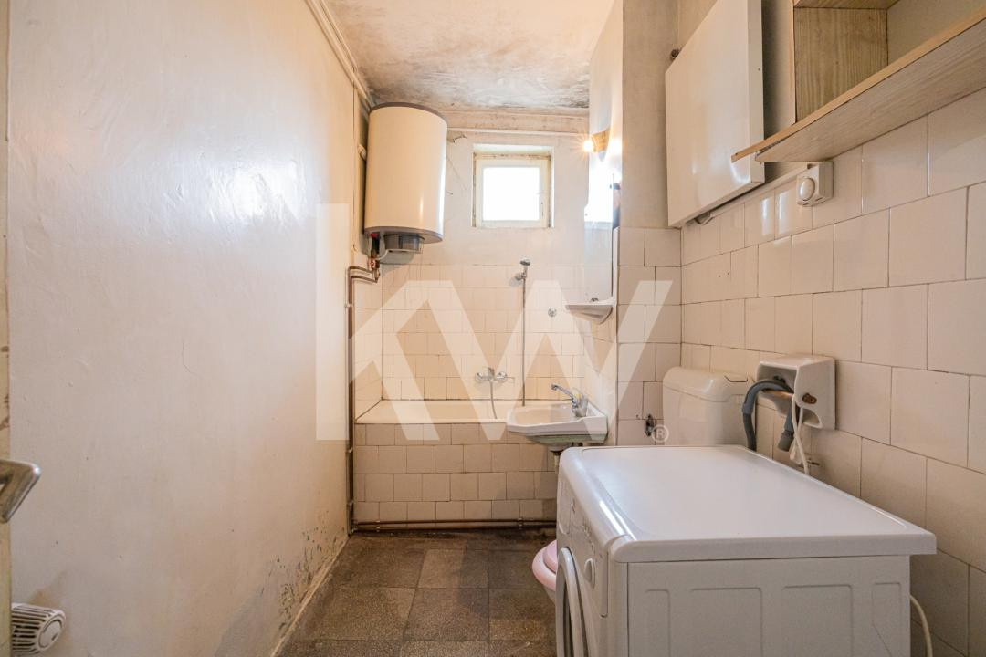 Vânzare apartament cu 4 camere - zona Calea București